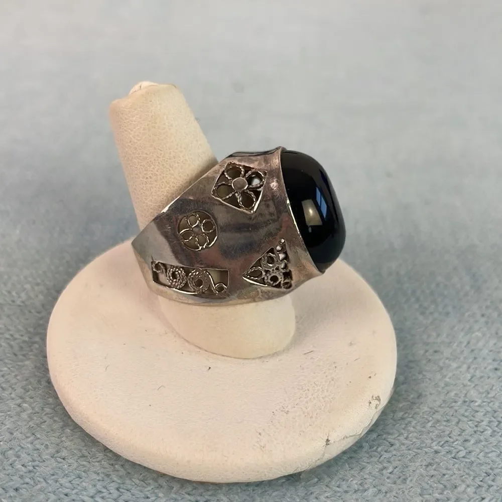 Large Black Onyx Filagree Ring